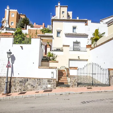 فيلة Tamango Hill Silhouse