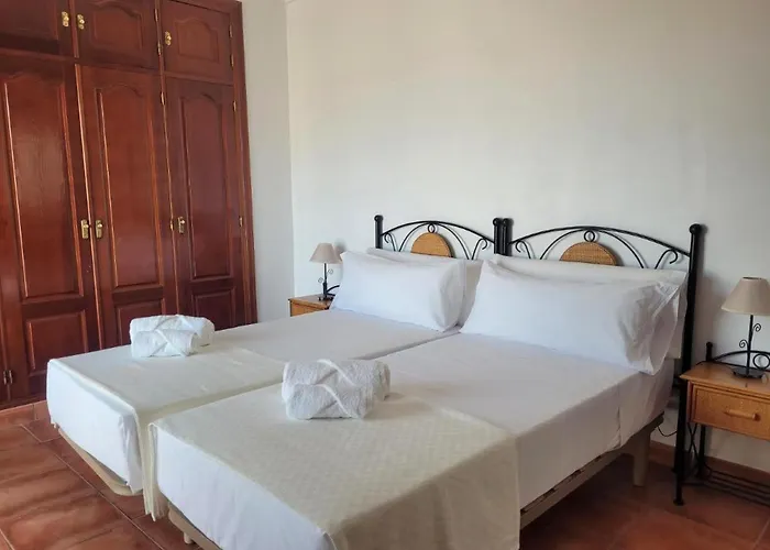 Tamango Hill Silhouse * נרחה