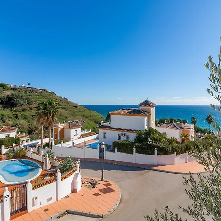 Tamango Hill Silhouse Villa Nerja