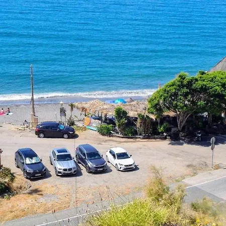 Tamango Hill Silhouse Villa *