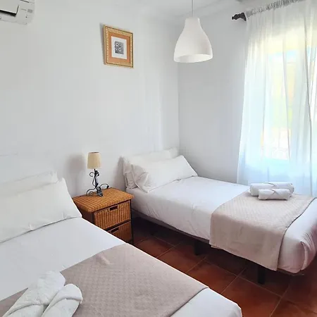 Tamango Hill Silhouse Villa Nerja