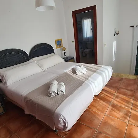 Tamango Hill Silhouse Villa *