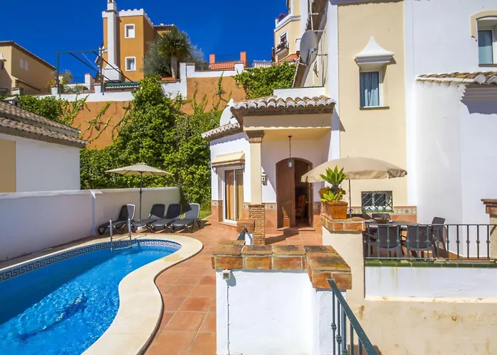 Tamango Hill Silhouse Villa Nerja