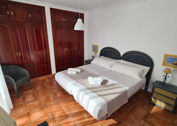 Tamango Hill Silhouse Villa Nerja