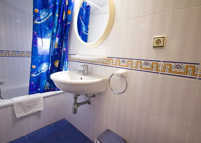 Tamango Hill Silhouse Вилла *